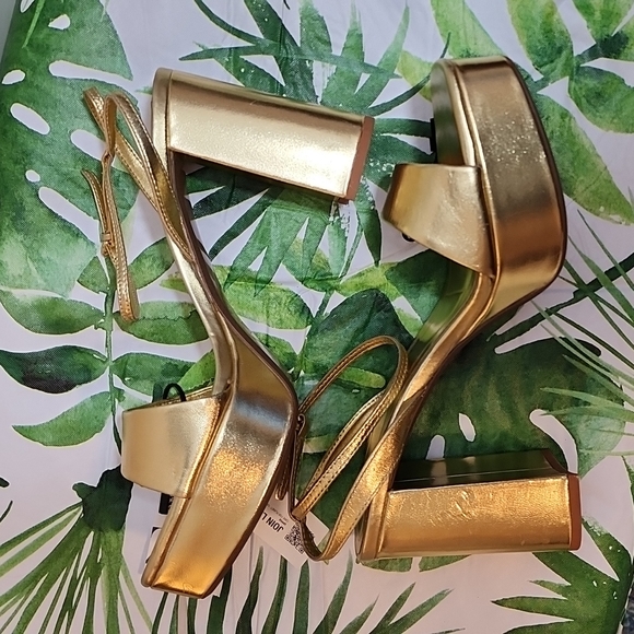 NWT ZARA GOLD LEATHER PLATFORM HIGH HEELED SANDAL, SIZE 10 - Picture 9 of 16